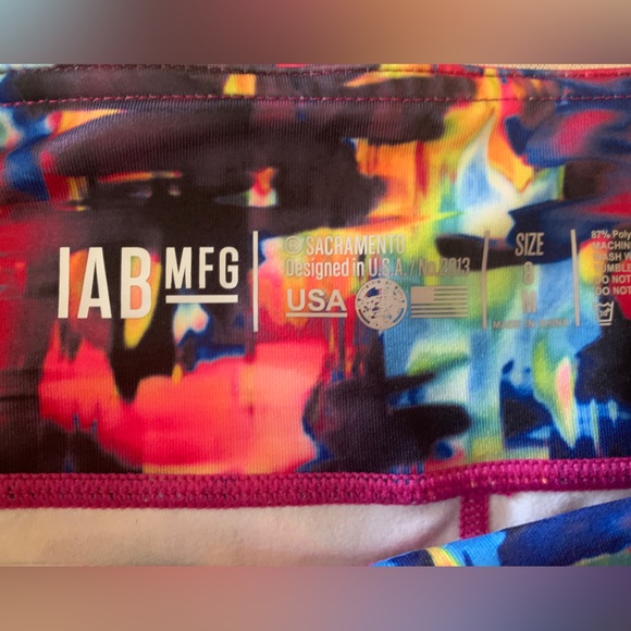 IAB MFG Size 8 Medium Colorful Booty Shorts NEW - Picture 3 of 3